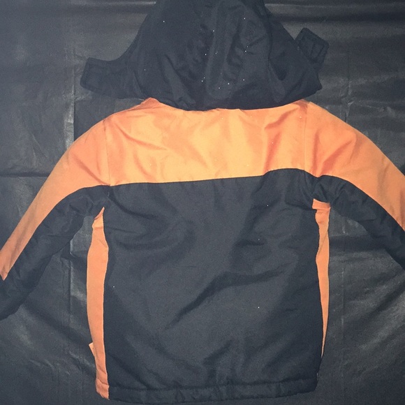 IZOD kids coat 🧥 - Picture 2 of 2